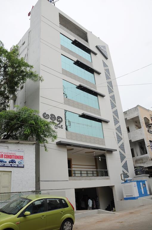 Hotel Athidi Grand Visakhapatnam Room photo