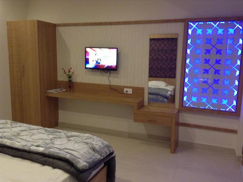 Hotel Athidi Grand Visakhapatnam Exterior photo