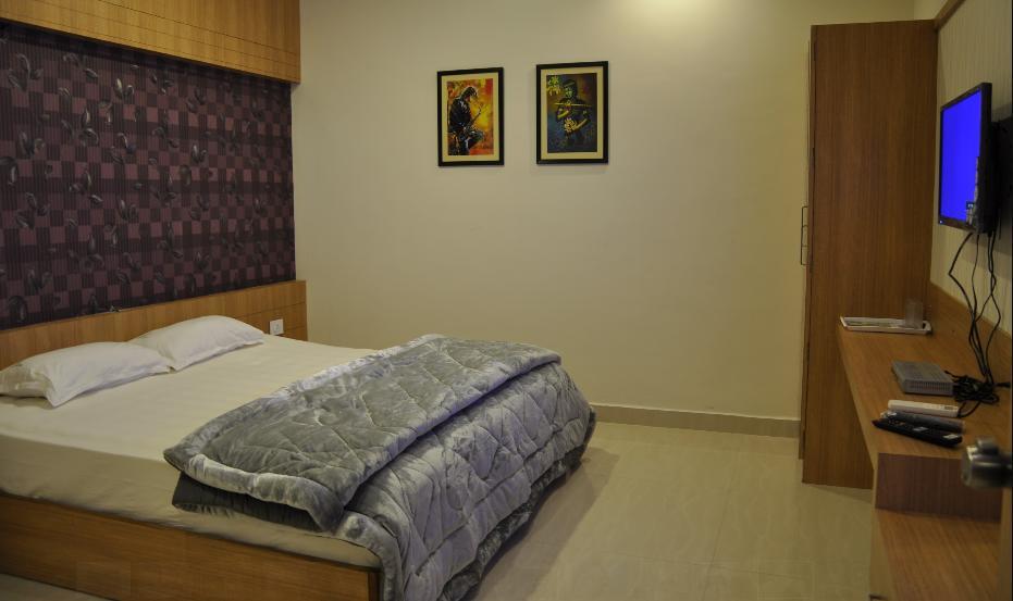 Hotel Athidi Grand Visakhapatnam Exterior photo